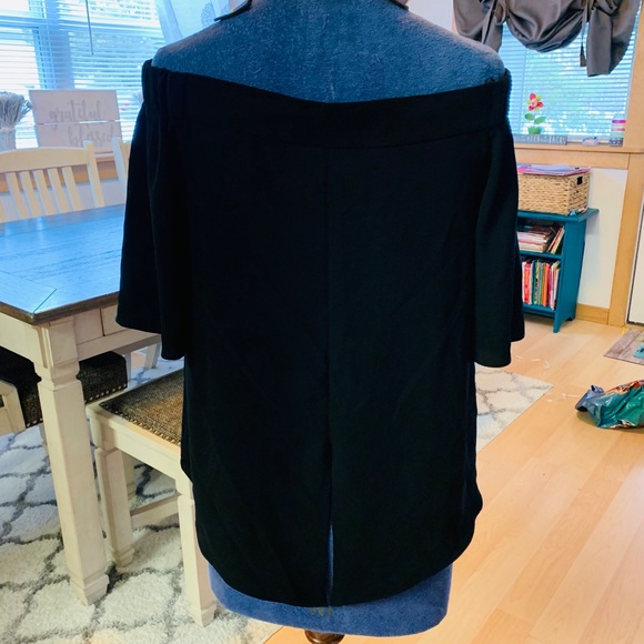 River Island off shoulder black flowy top US 6 - Picture 4 of 4